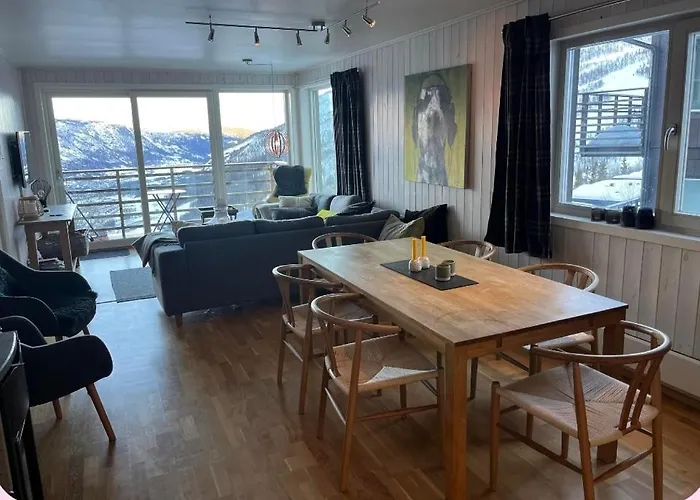 Skarsnuten Panorama 61,